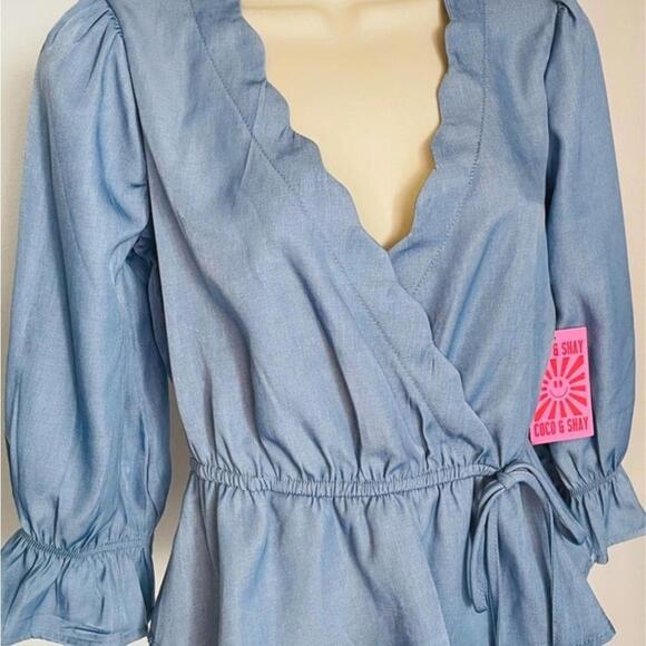 NWT top - Picture 3 of 6